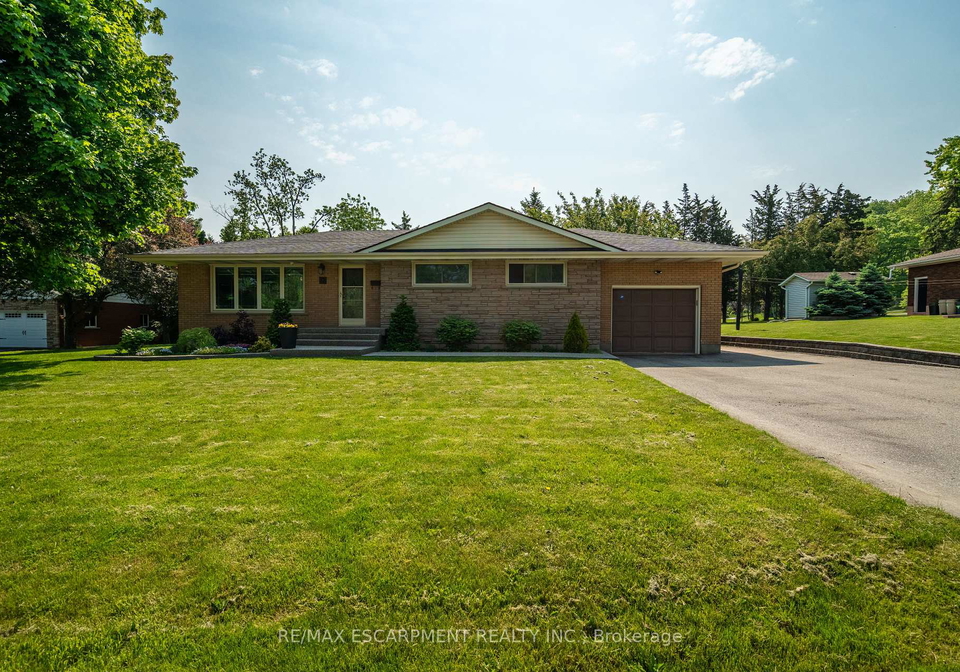 12-southmeadow-court-hamilton-ontario-x12208364