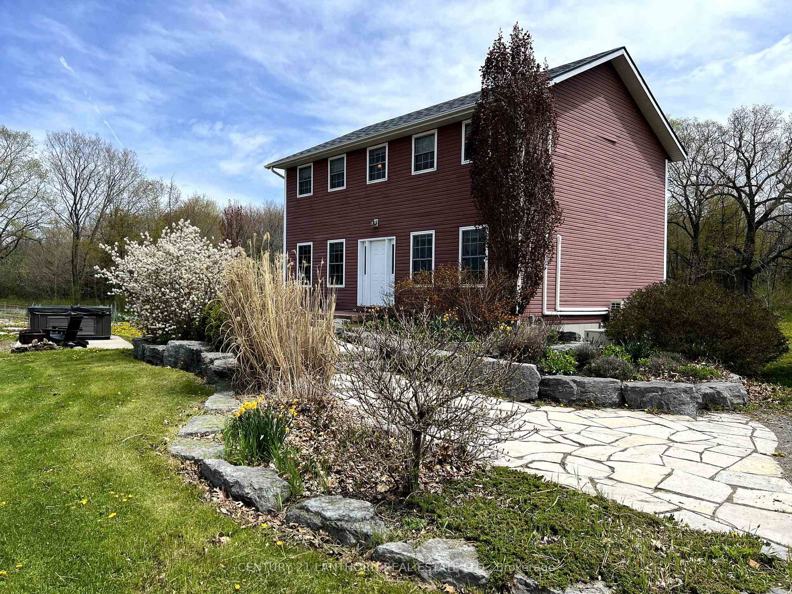 422-partridge-hollow-road-prince-edward-county-ontario-x12208447
