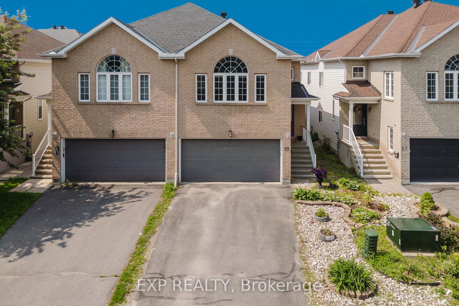 29-castle-glen-crescent-kanata-ontario-x12208573