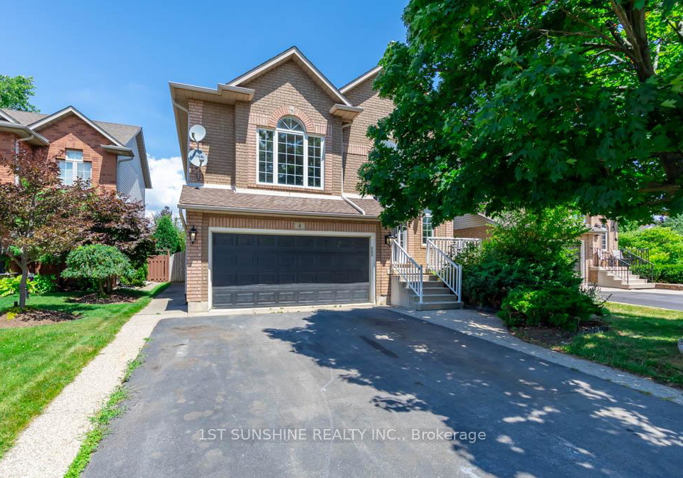4-cabriolet-crescent-hamilton-ontario-x12208693