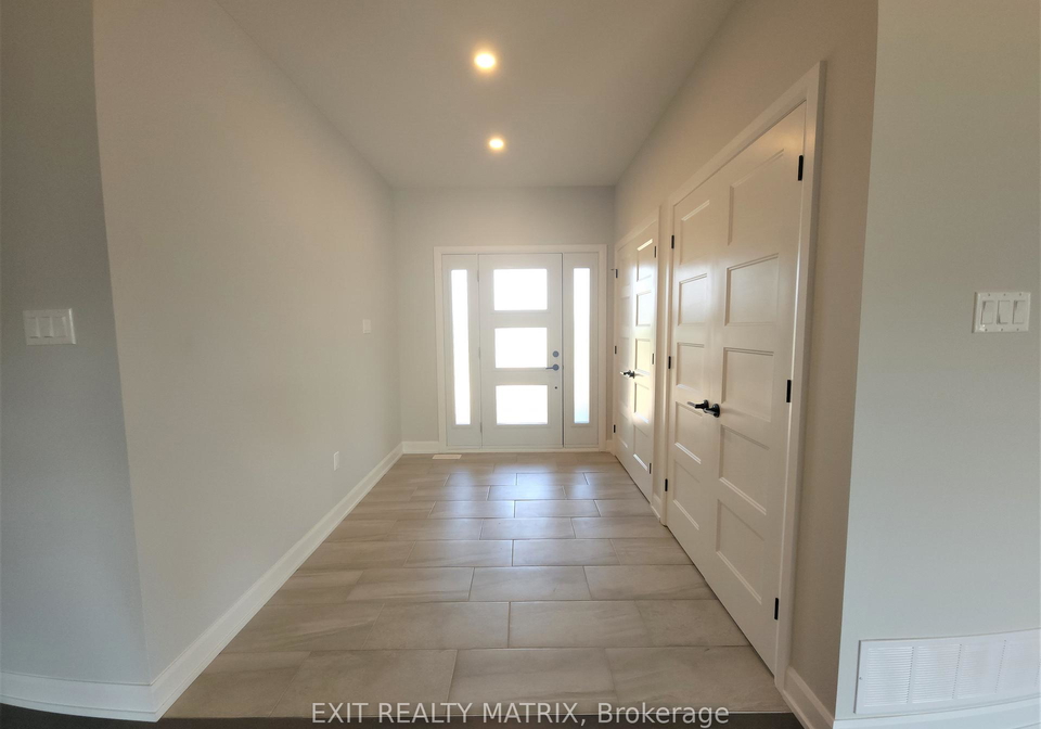 33-whitetail-avenue-south-stormont-ontario-x12208751