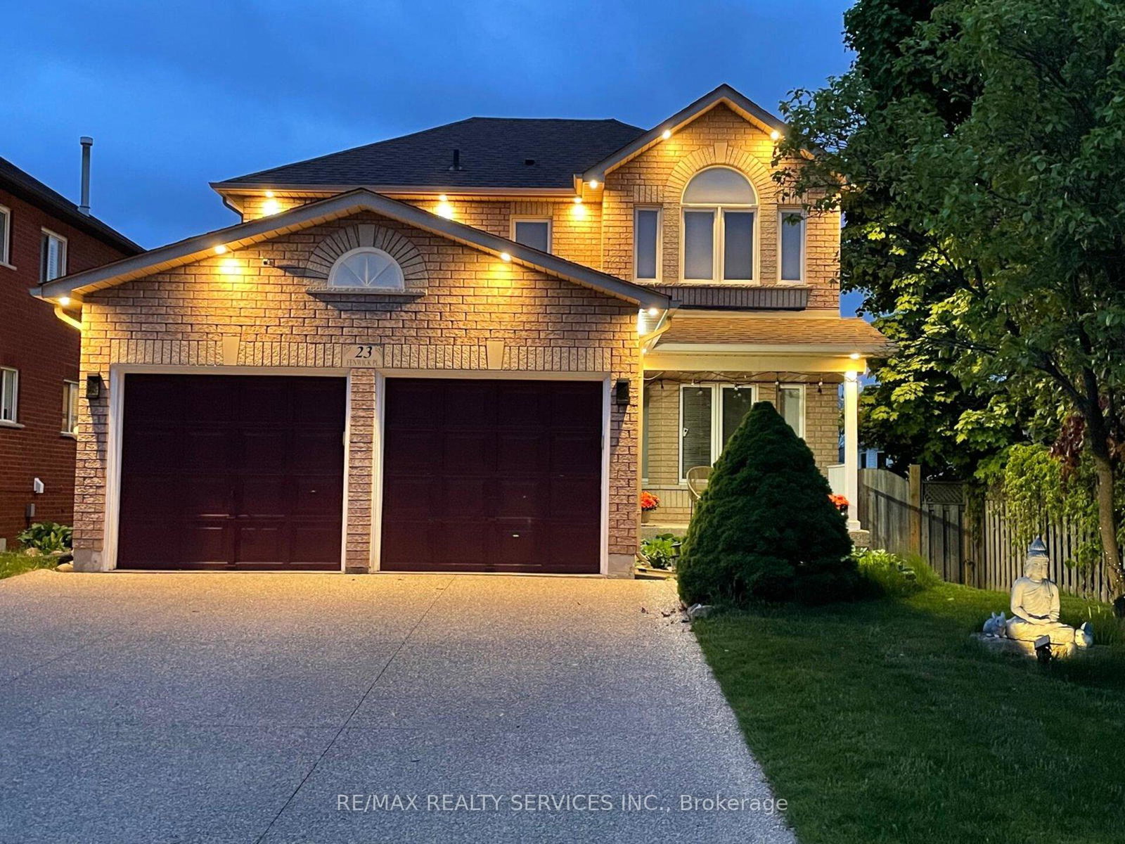 23-fenwick-place-hamilton-ontario-x12208923
