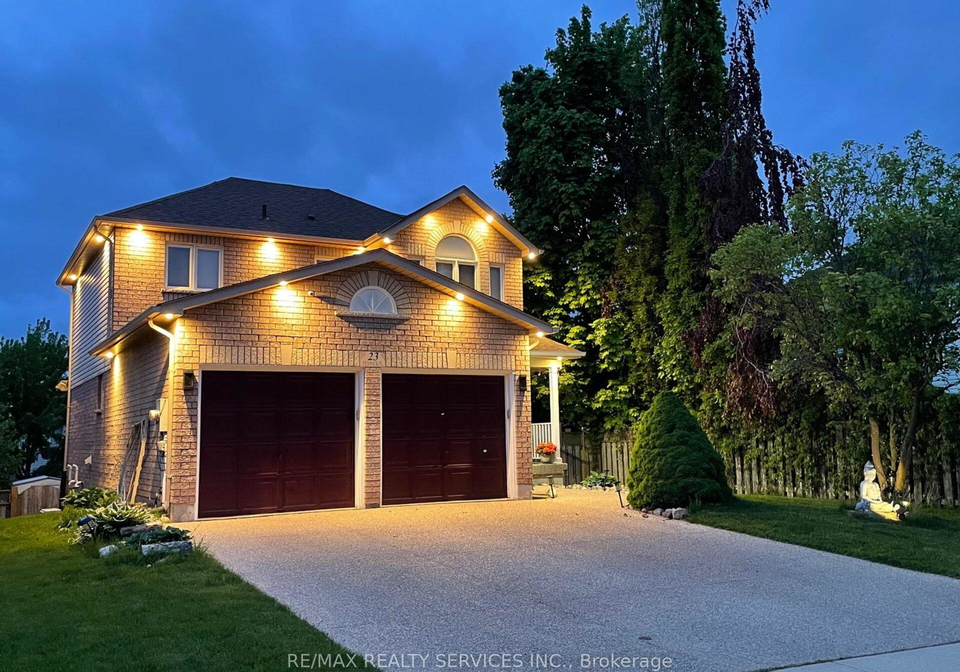 23-fenwick-place-hamilton-ontario-x12208923