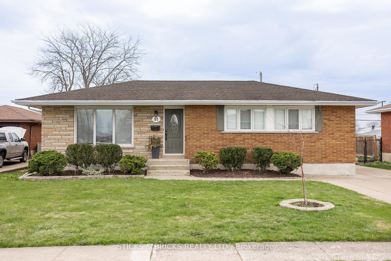 91-elgin-street-thorold-ontario-x12209011
