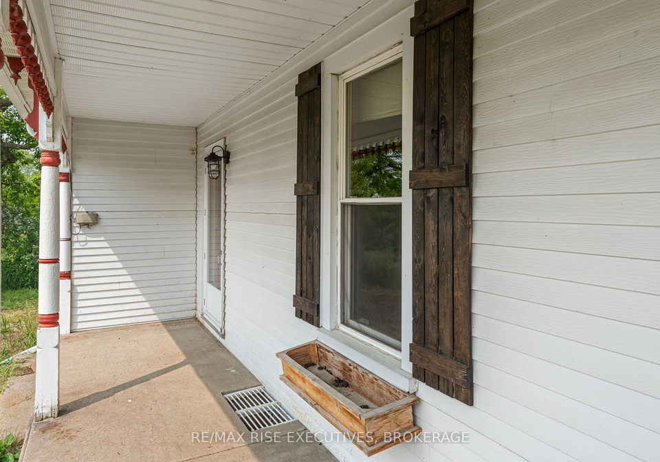 2875-county-road-14-stone-mills-ontario-x12209345