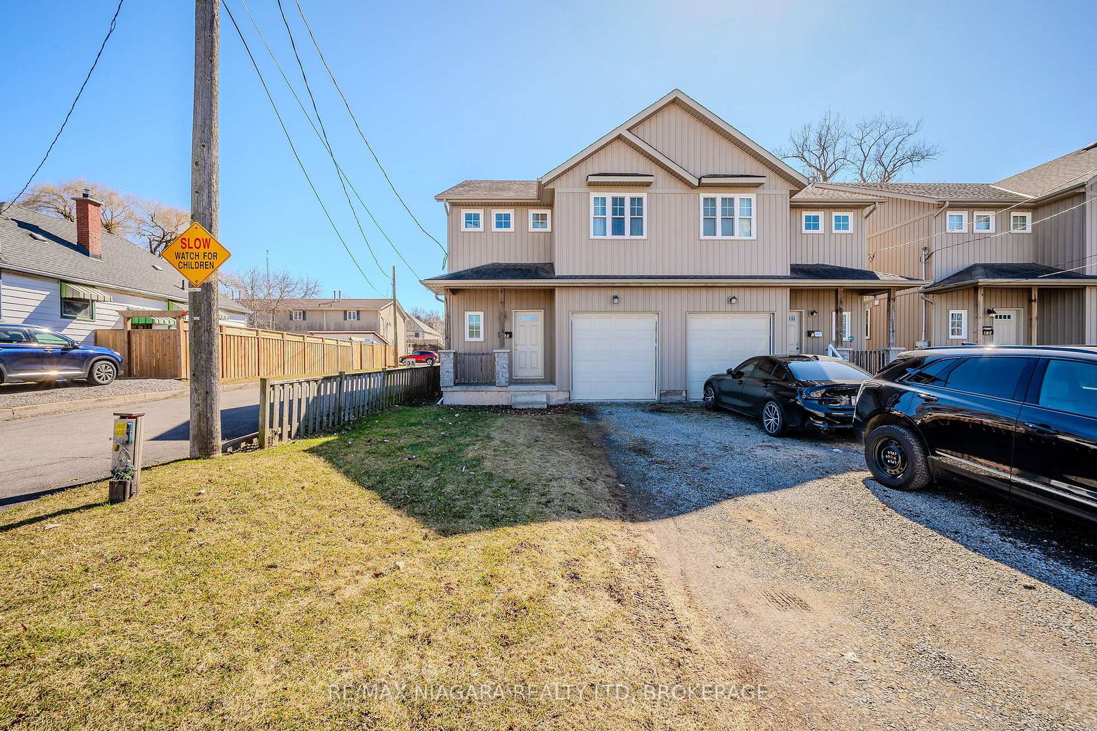 33b-pinecrest-road-st-catharines-ontario-x12209703