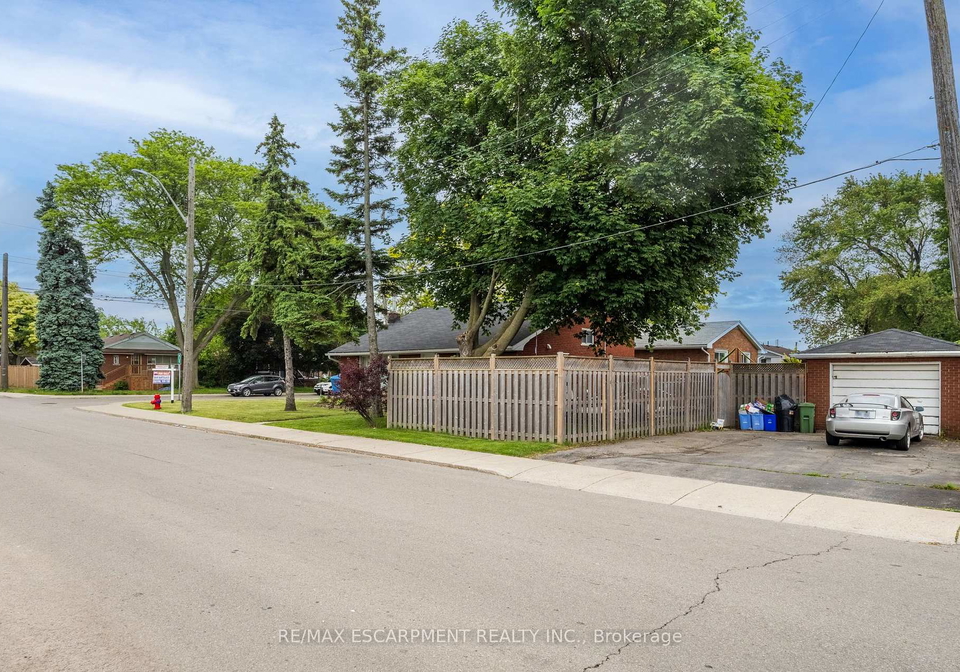10-south-bend-road-hamilton-ontario-x12209710