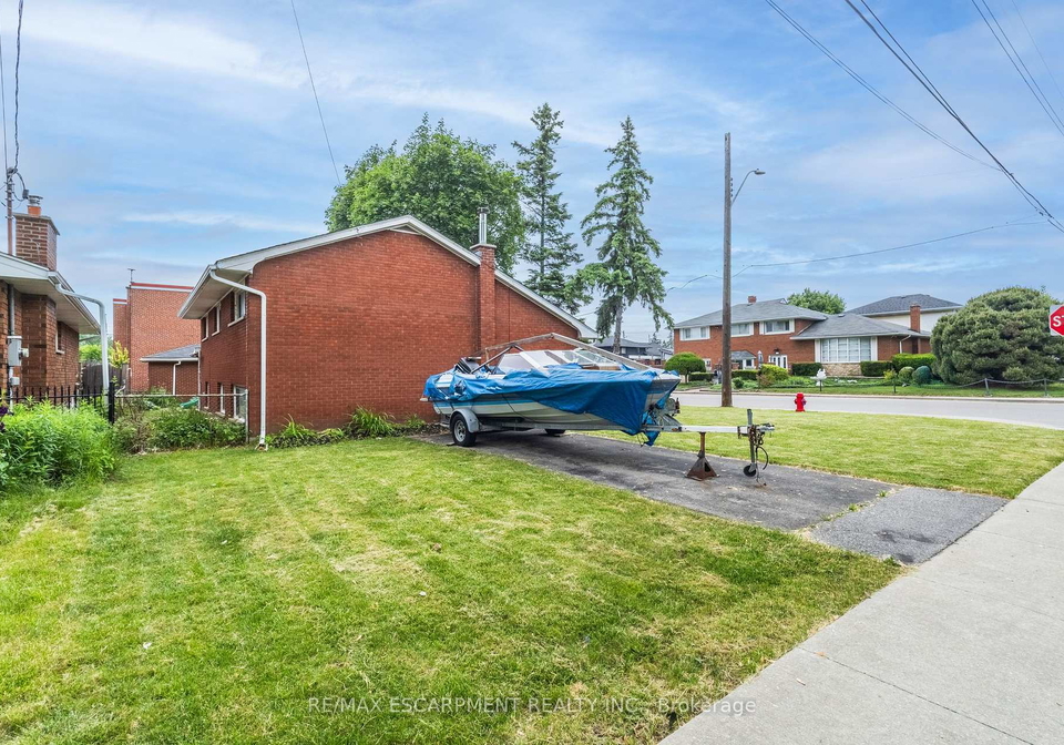 10-south-bend-road-hamilton-ontario-x12209710