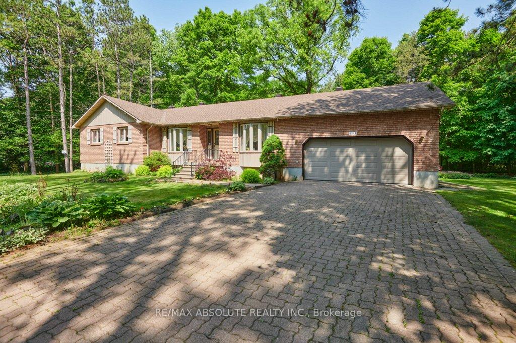 8344-forest-green-crescent-ottawa-ontario-x12209726