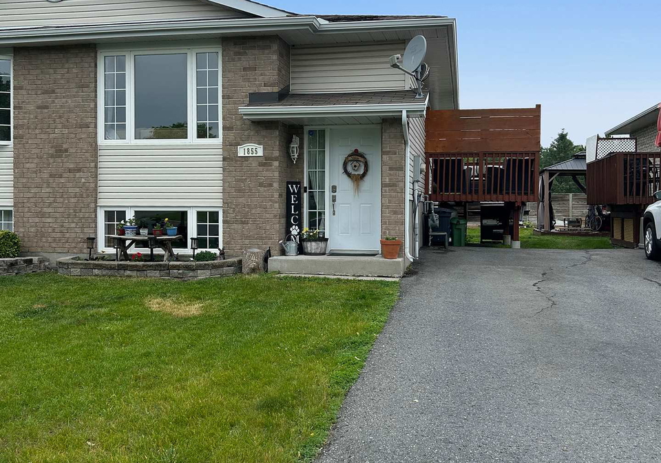 1855-cumberland-street-cornwall-ontario-x12209765