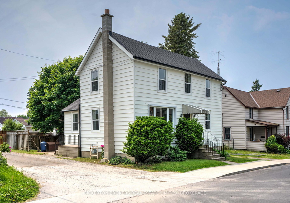 250-william-street-n-gananoque-ontario-x12210067