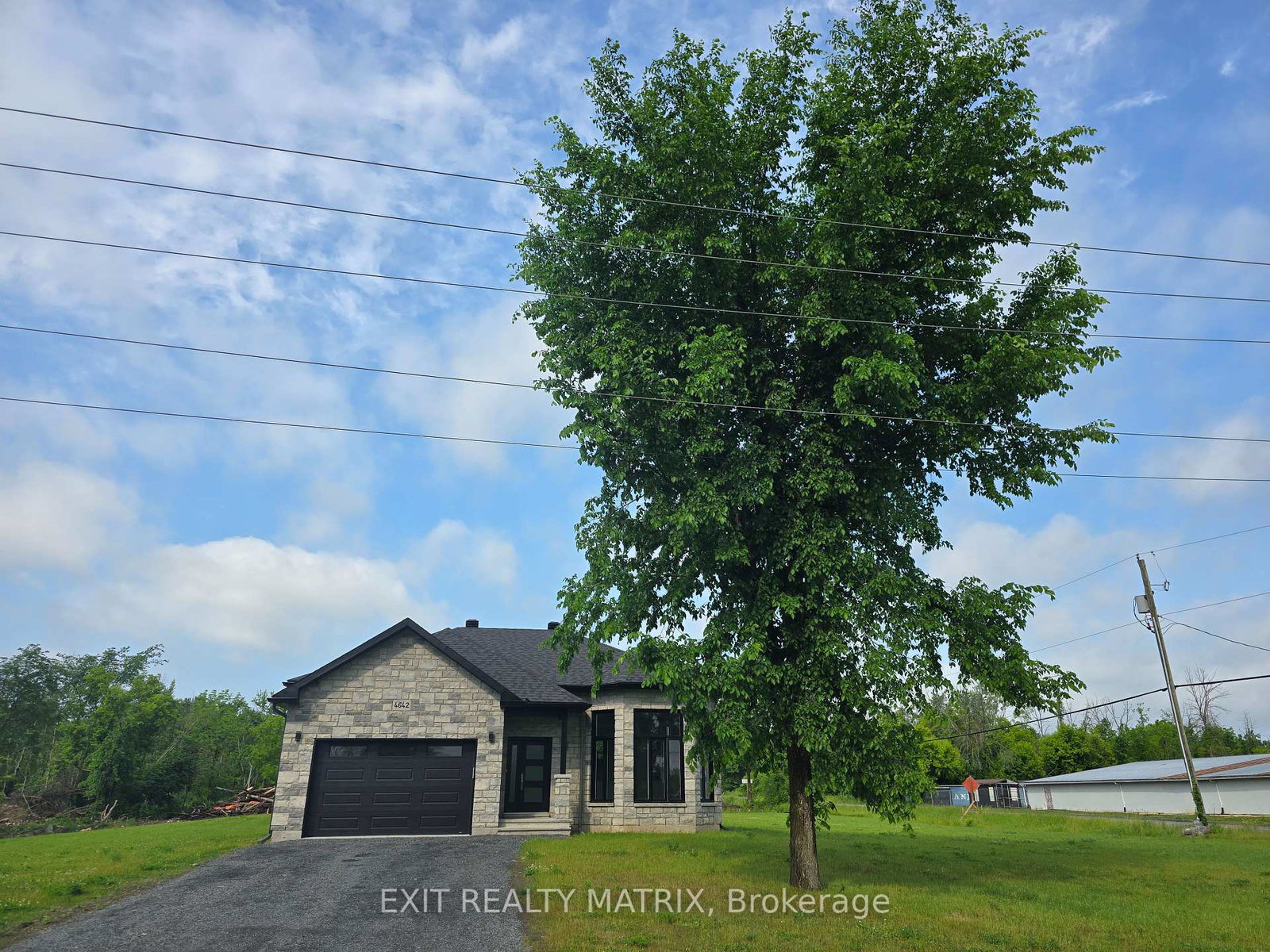 4642-cornett-lane-south-stormont-ontario-x12210113
