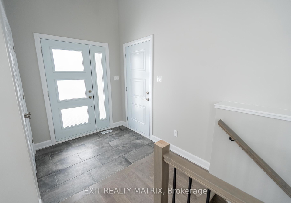4642-cornett-lane-south-stormont-ontario-x12210113