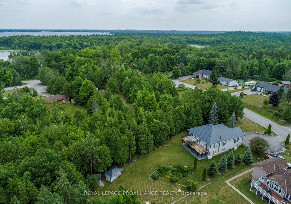 137-sumcot-drive-trent-lakes-ontario-x12210391
