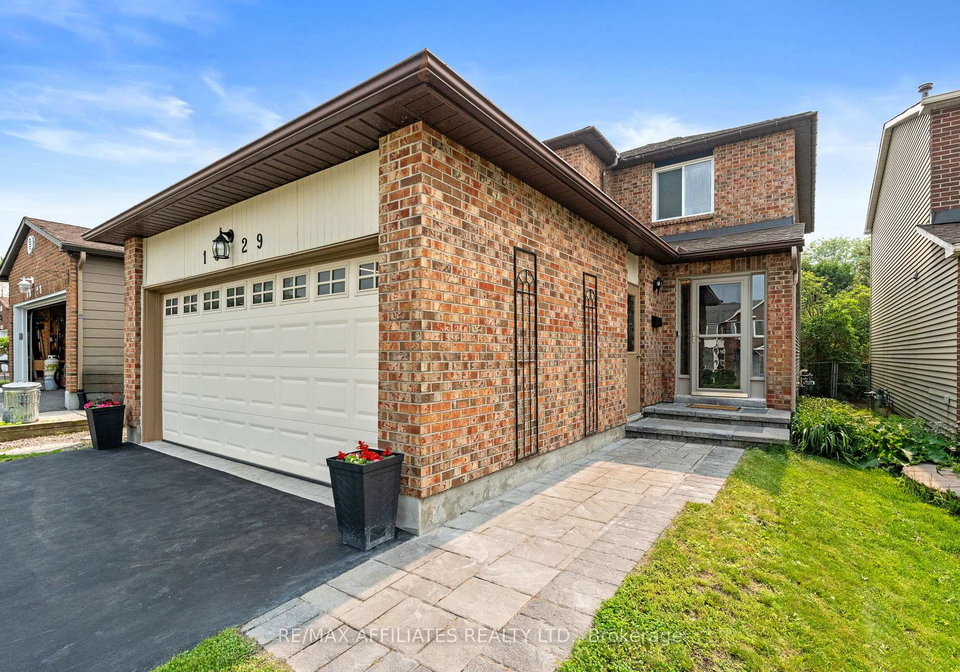 1829-chaine-court-ottawa-ontario-x12210488