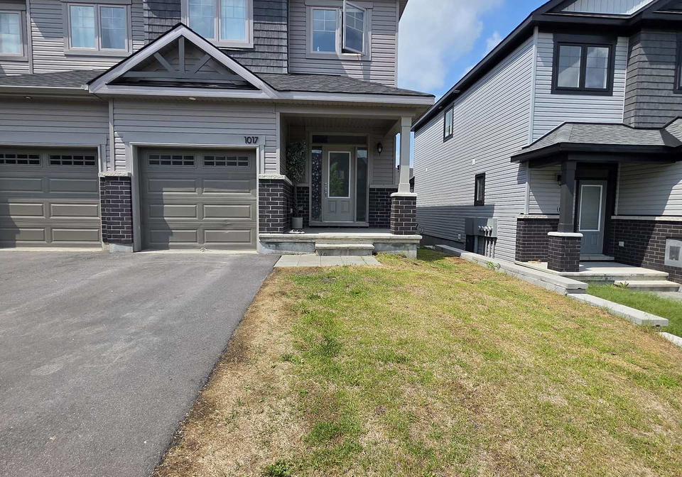 1017-kijik-crescent-ottawa-ontario-x12210531
