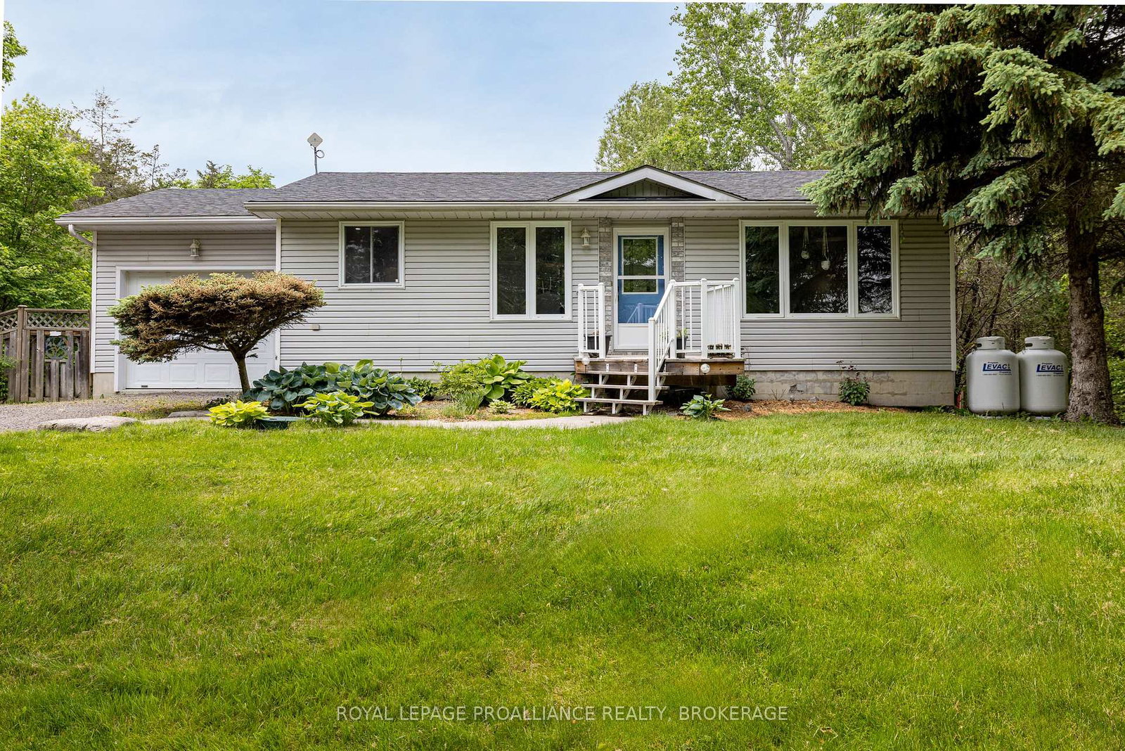 1223-county-road-9-greater-napanee-ontario-x12210539