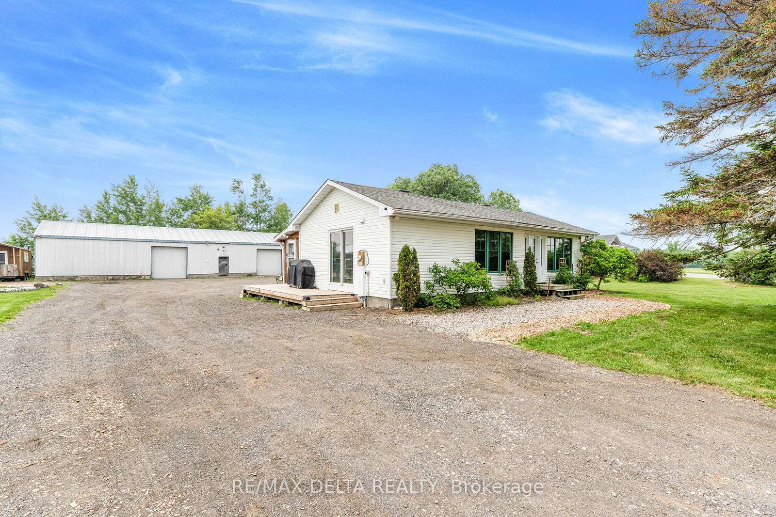 4062-drouin-road-clarence-rockland-ontario-x12210569
