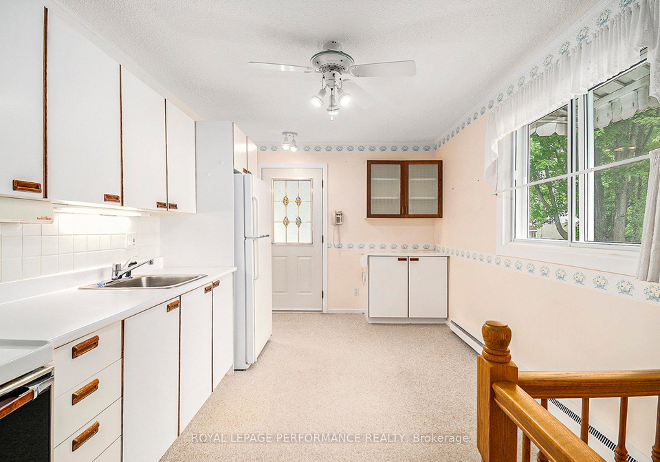 393-allen-boulevard-ottawa-ontario-x12210609