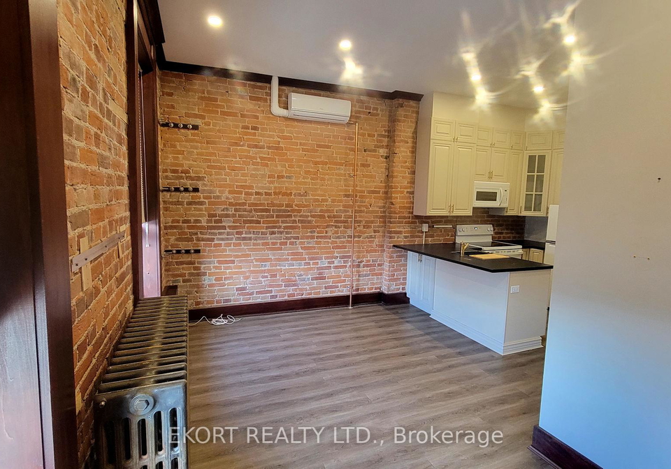 251-front-street-belleville-ontario-x12210636