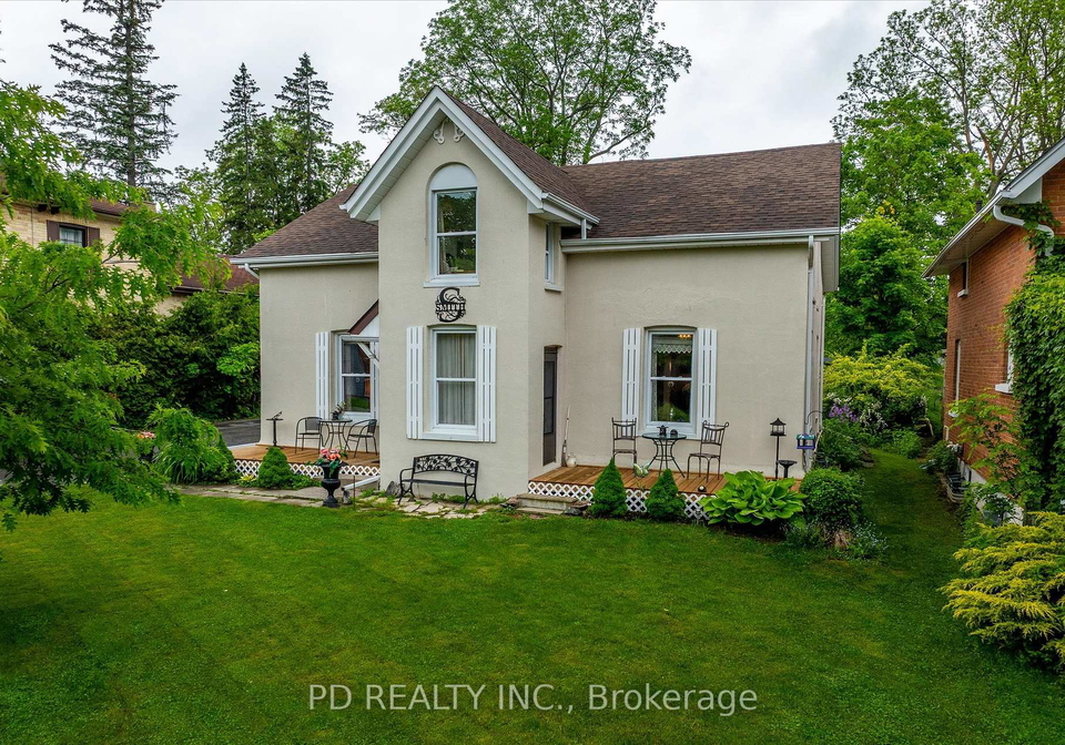 8-regent-street-kawartha-lakes-ontario-x12210745