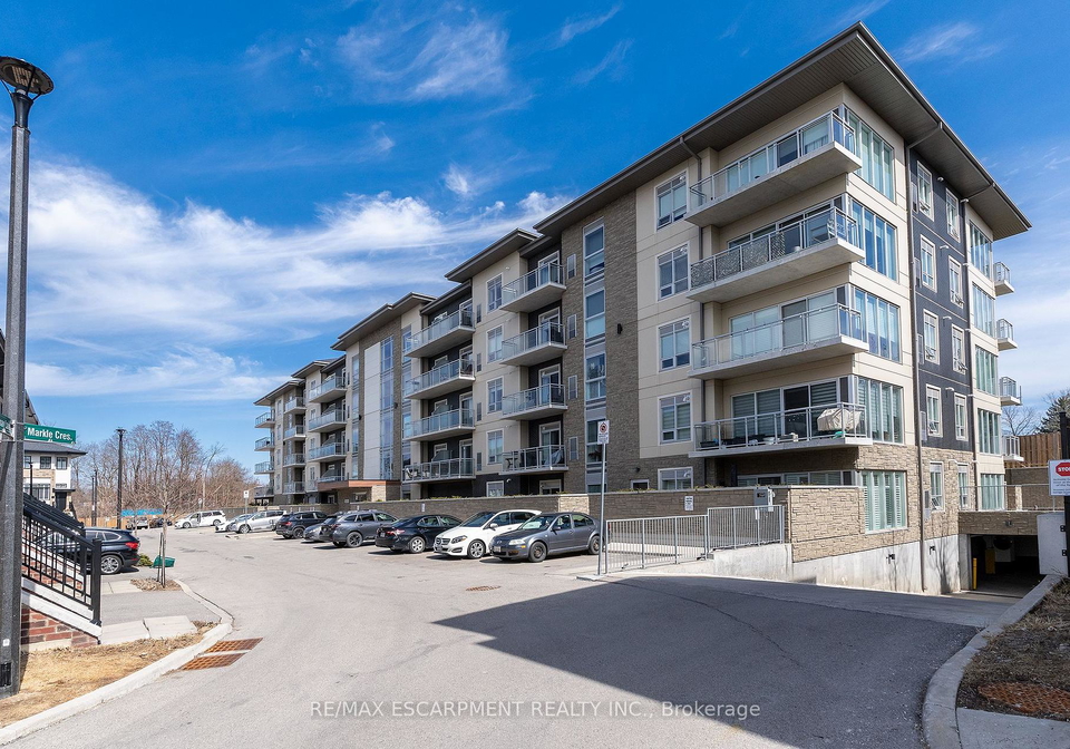 16-markle-crescent-hamilton-ontario-x12210811