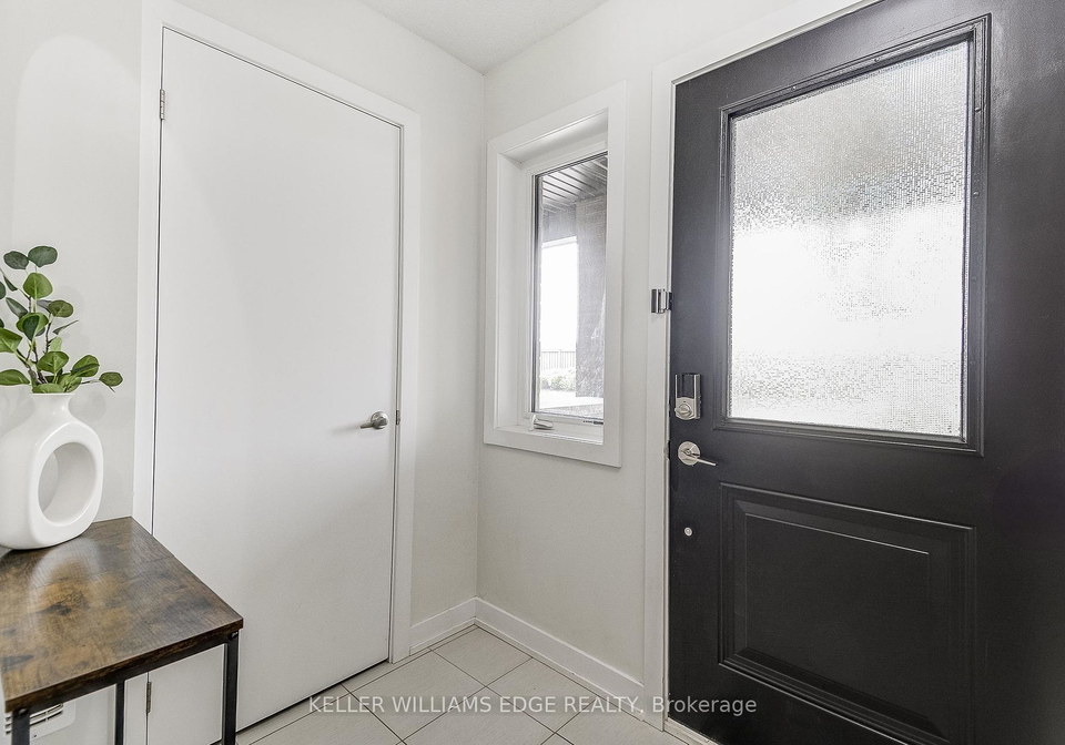 590-north-service-road-hamilton-ontario-x12210949