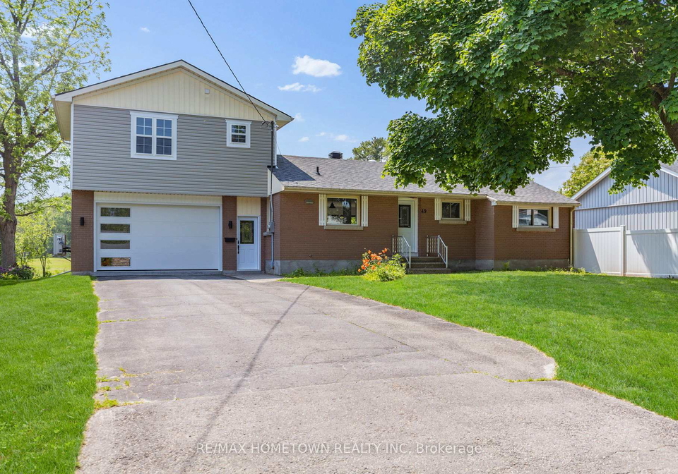 49-fairway-crescent-brockville-ontario-x12211014