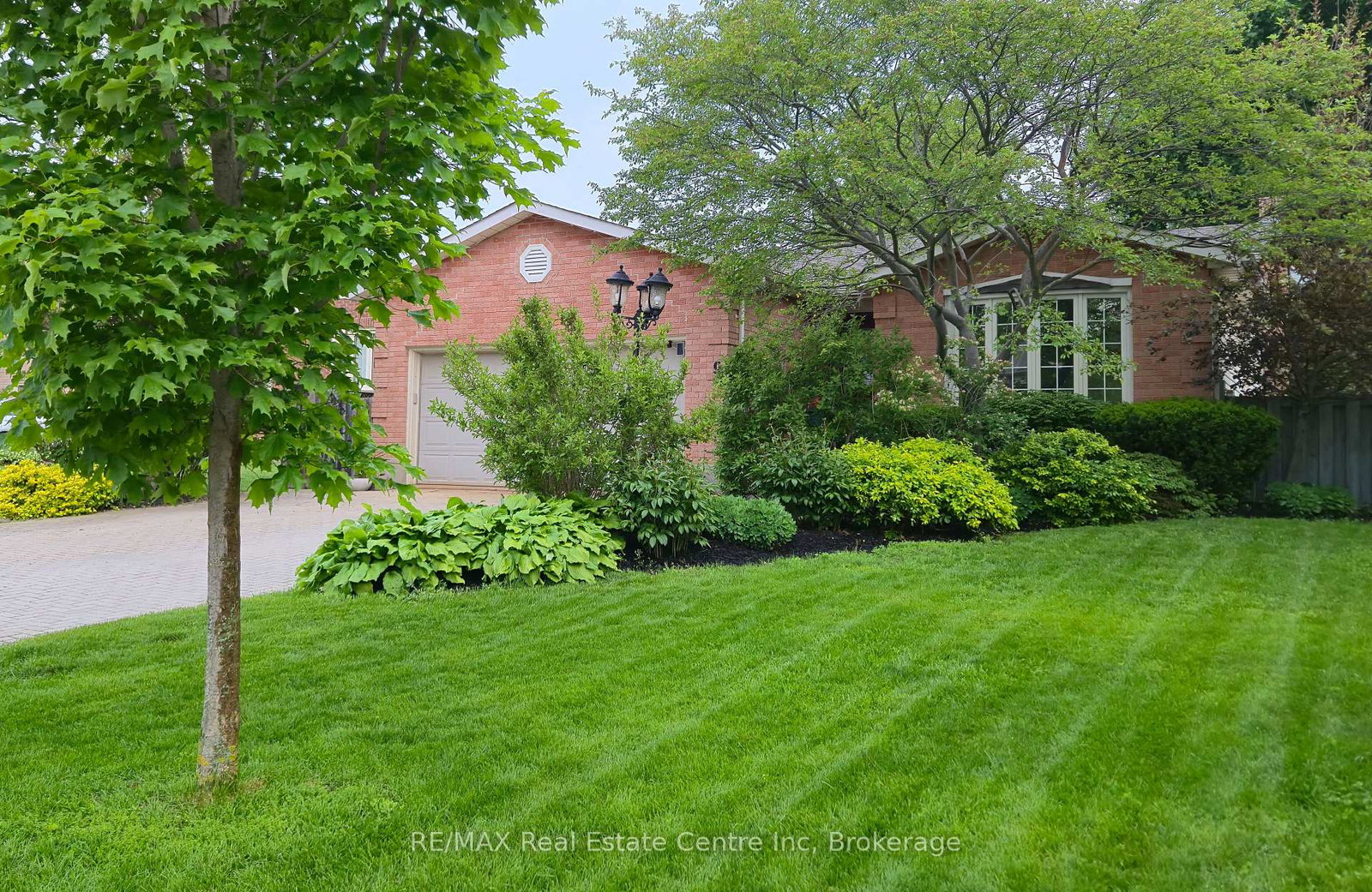 9-pauline-place-guelph-ontario-x12211123