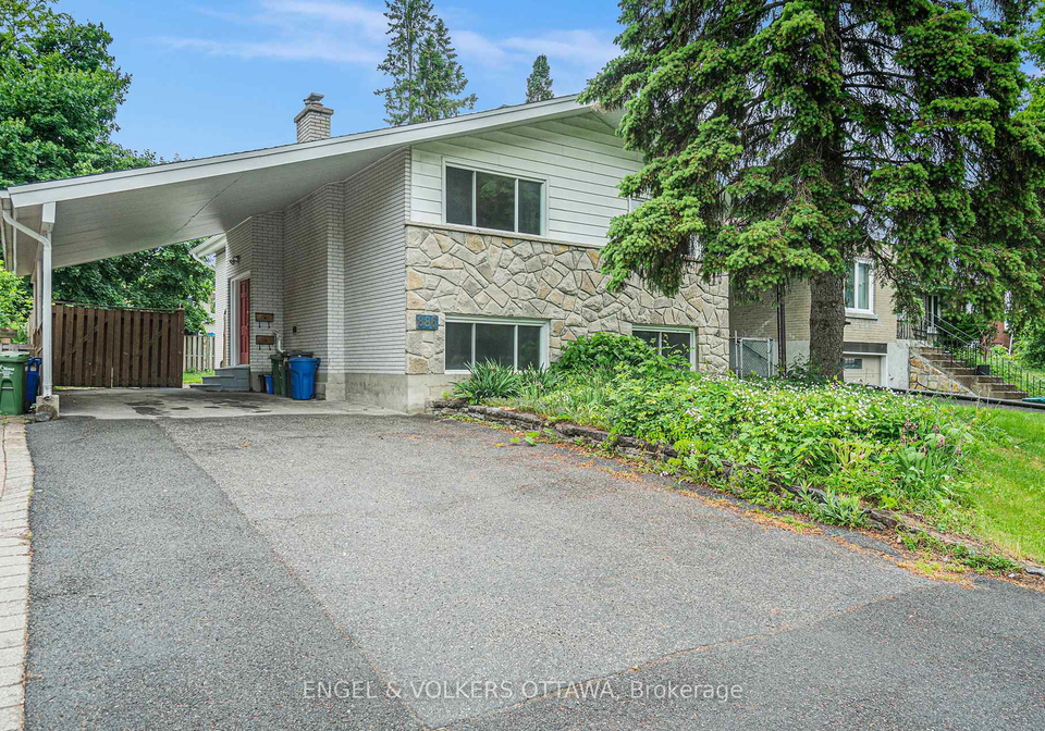 886-ivanhoe-avenue-ottawa-ontario-x12211460