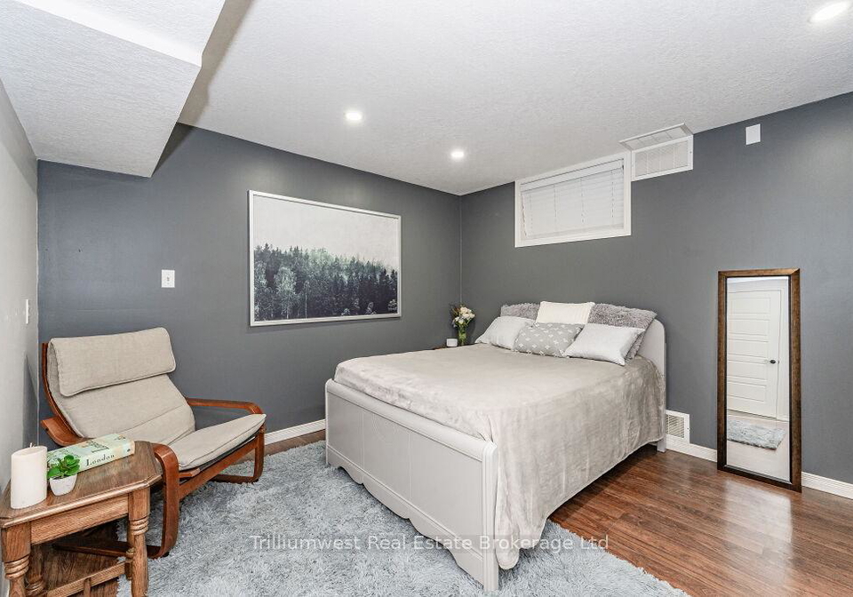 63-swift-crescent-guelph-ontario-x12211491