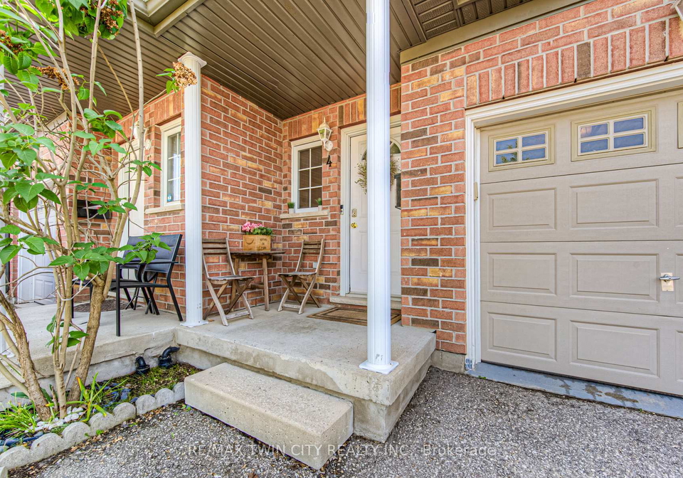 972-strasburg-road-kitchener-ontario-x12211644