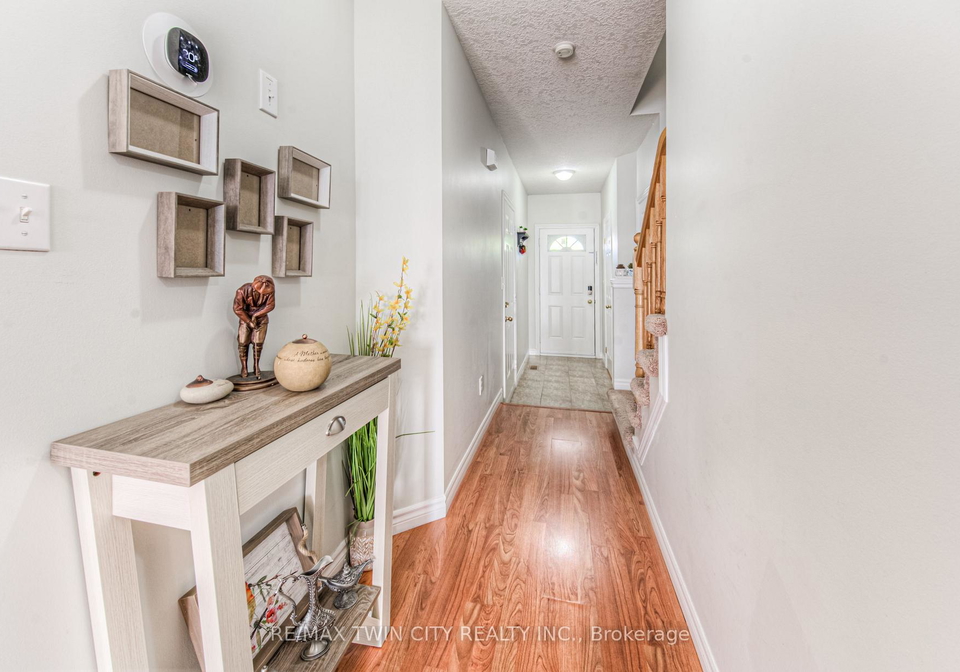 972-strasburg-road-kitchener-ontario-x12211644