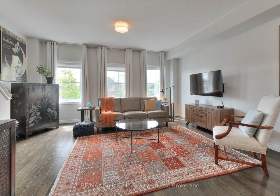 348-louisa-street-kitchener-ontario-x12211668