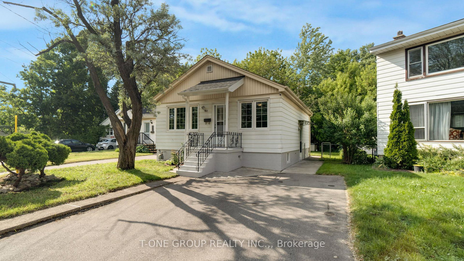 160-whitney-avenue-hamilton-ontario-x12211669