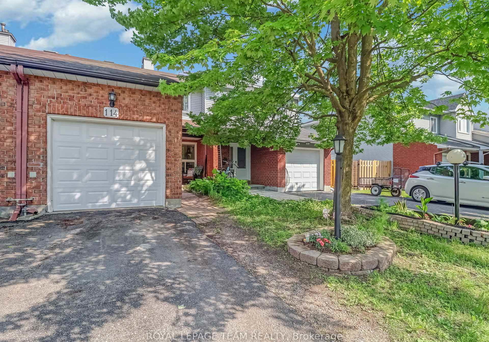 114-pickwick-avenue-ottawa-ontario-x12211770