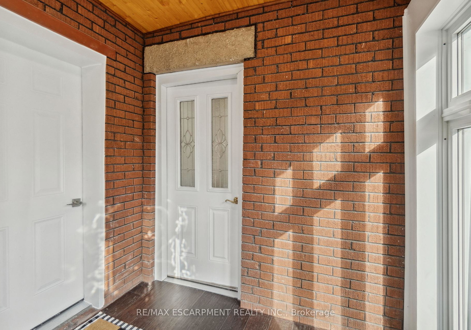 200-waterloo-avenue-guelph-ontario-x12211795
