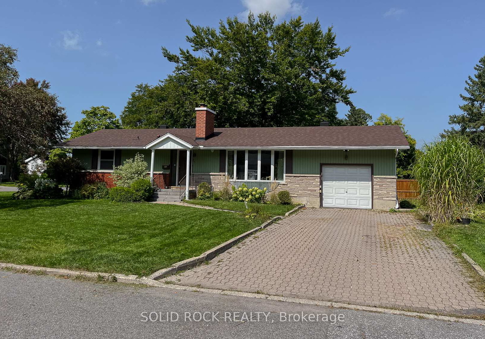 35-kirkstall-avenue-ottawa-ontario-x12211946