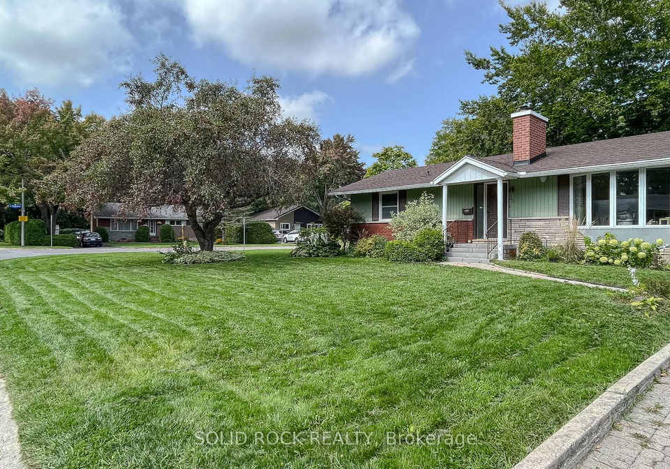 35-kirkstall-avenue-ottawa-ontario-x12211946
