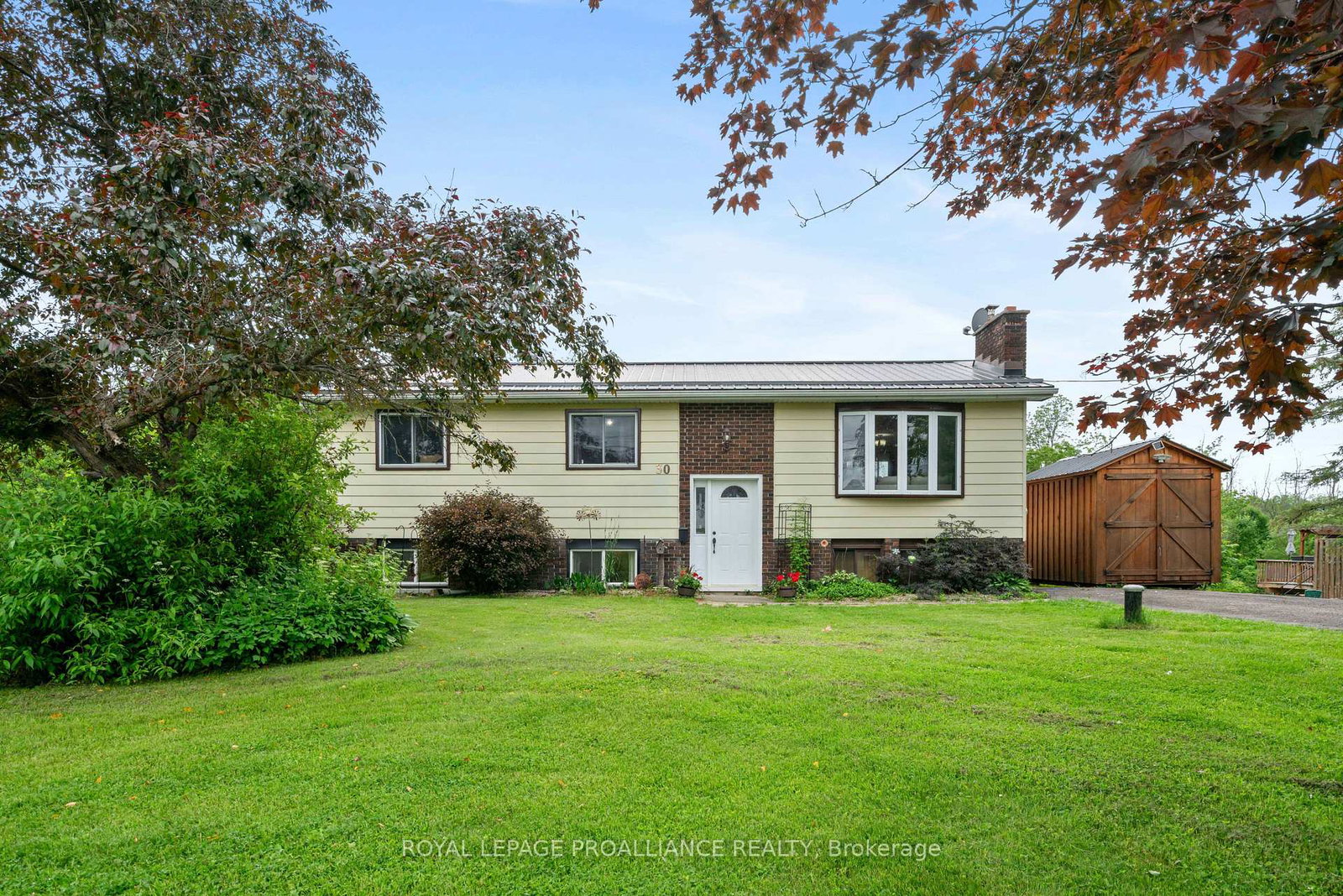 30-perth-street-elizabethtown-kitley-ontario-x12211961