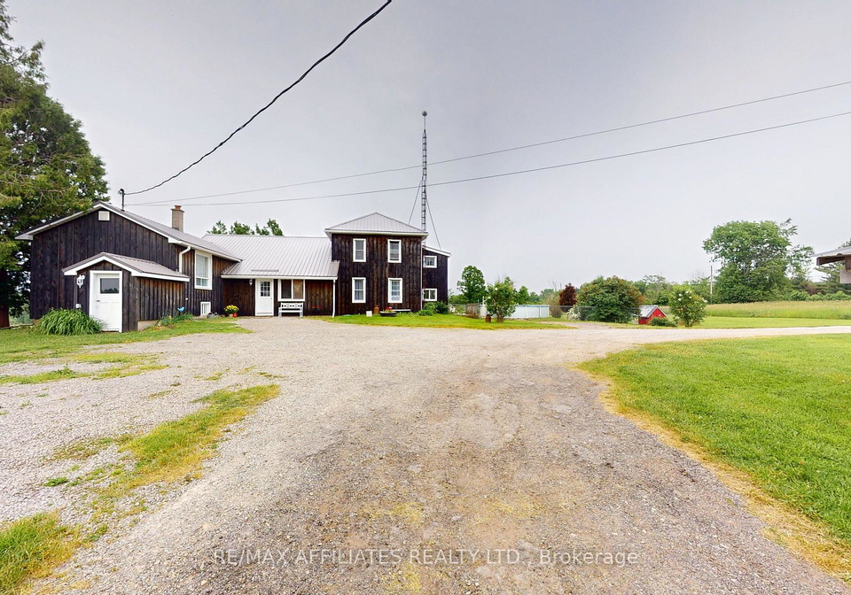 126-ballycanoe-road-front-of-yonge-ontario-x12211962