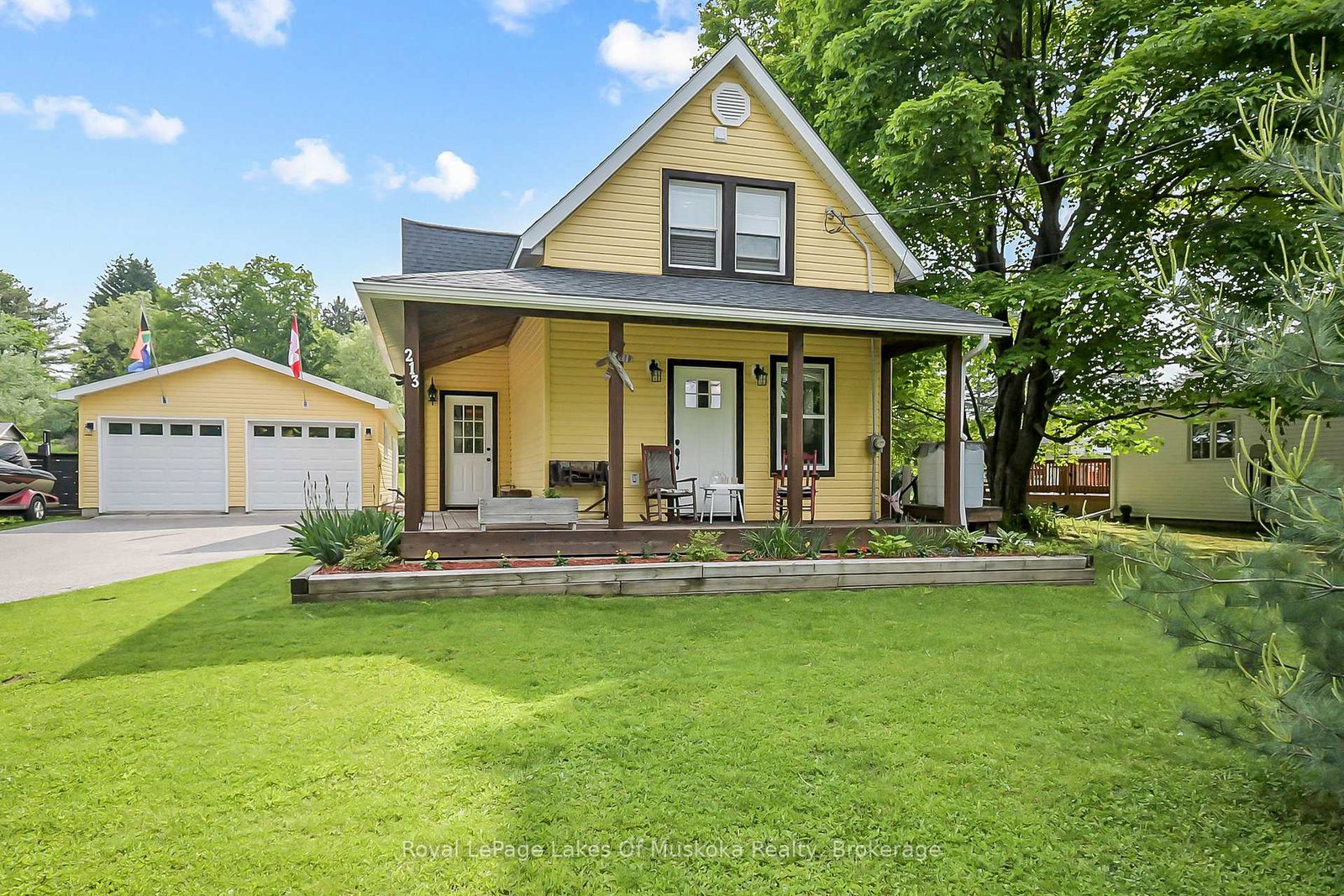 213-woodchester-avenue-bracebridge-ontario-x12212218