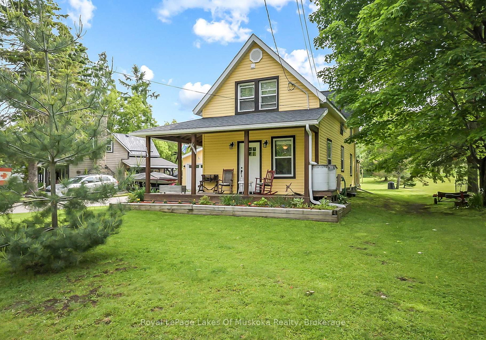 213-woodchester-avenue-bracebridge-ontario-x12212218