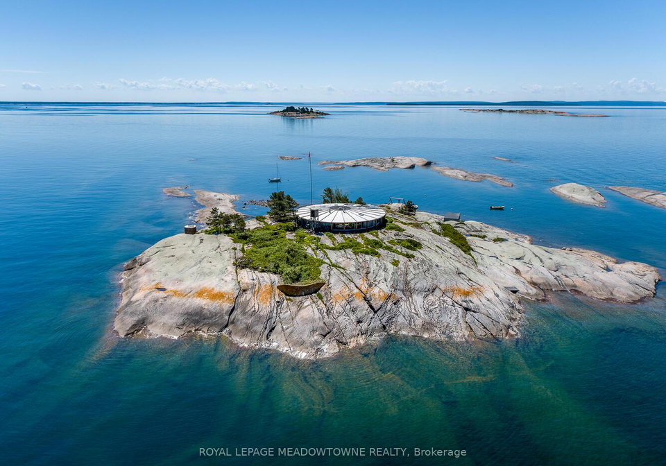 2-3700-the-table-rock-islands-georgian-bay-ontario-x12212392