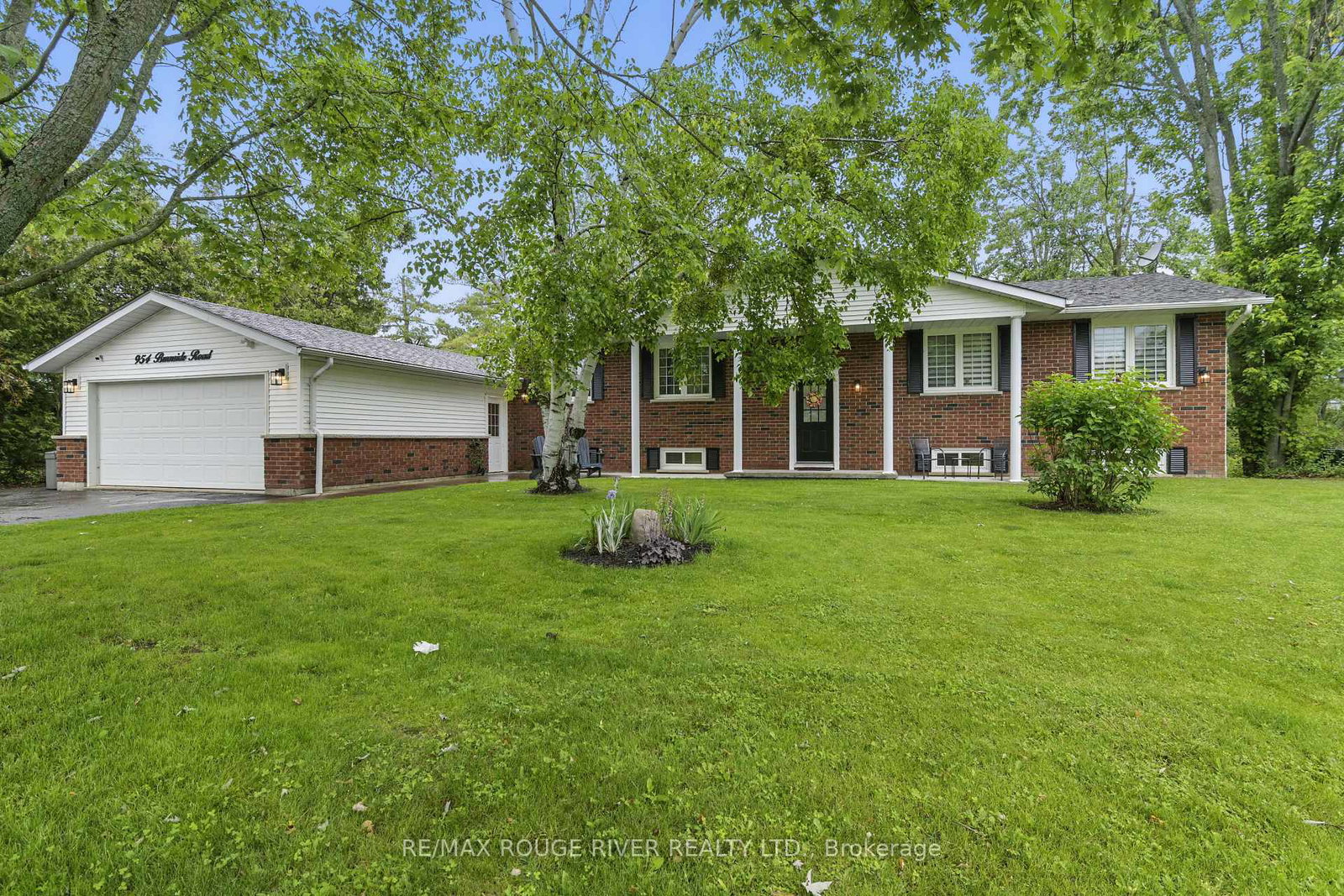 954-burnside-road-selwyn-ontario-x12212447