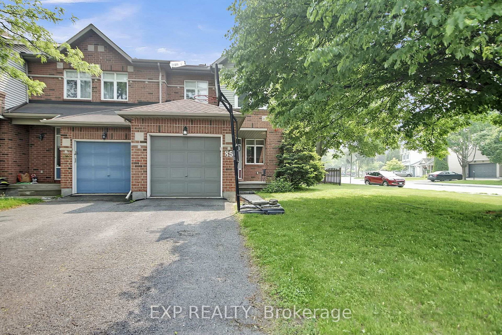 85-astoria-crescent-ottawa-ontario-x12212525