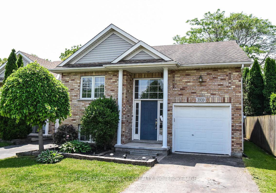 3939-azalea-crescent-lincoln-ontario-x12212529
