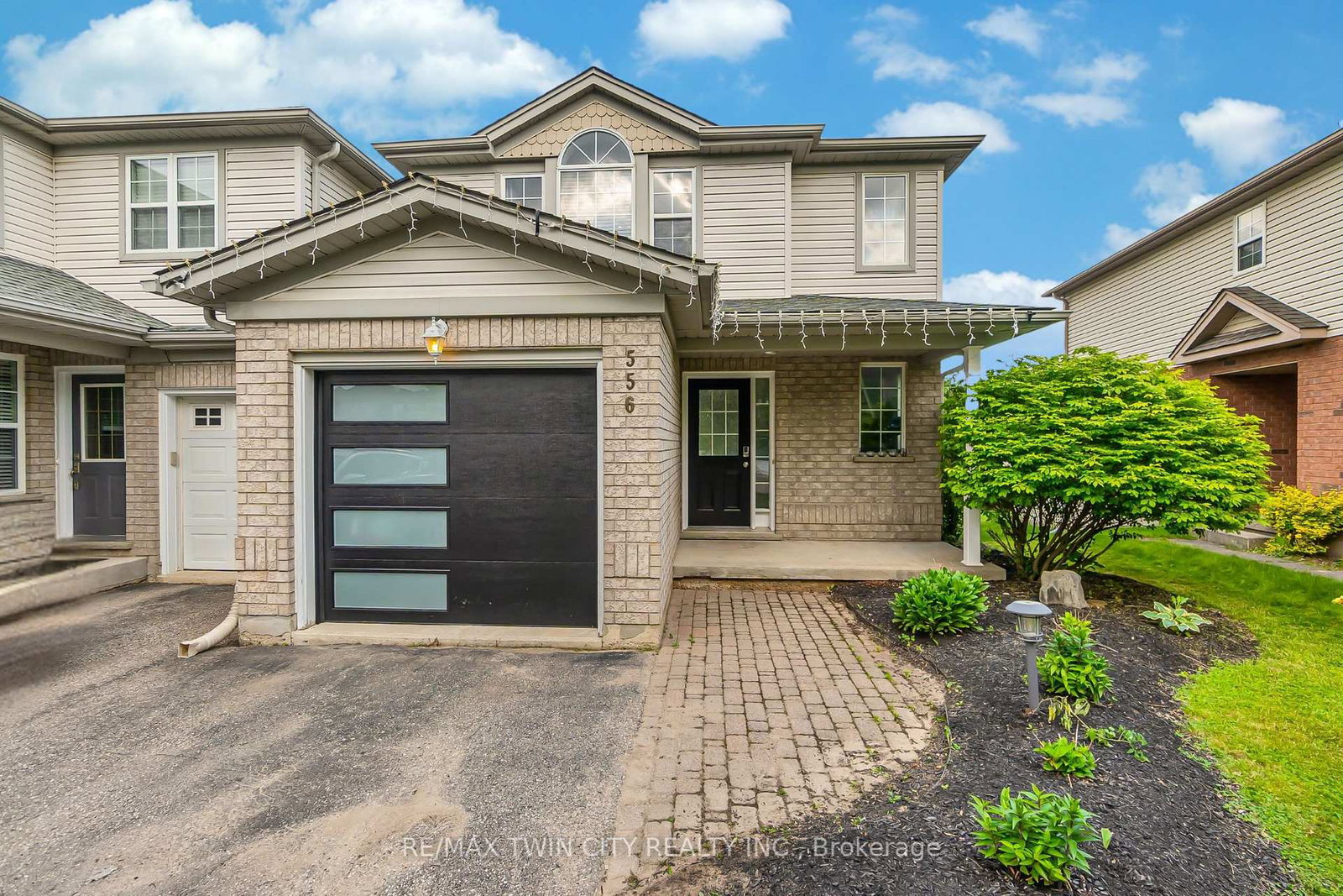 556-dansbury-drive-waterloo-ontario-x12212867