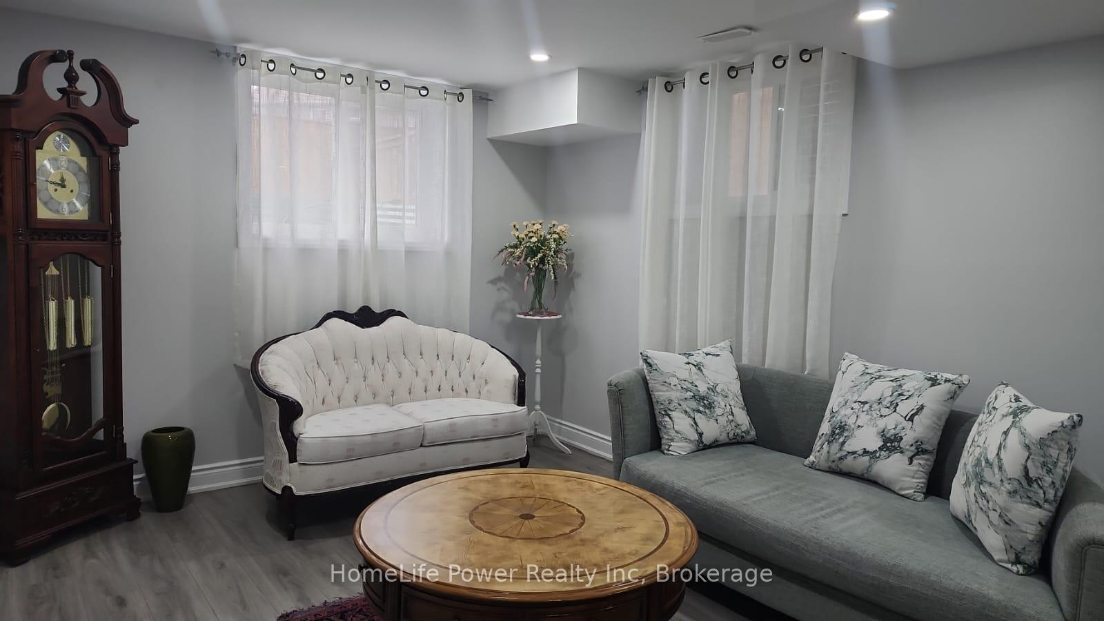 43-saddlebrook-court-w-kitchener-ontario-x12212898