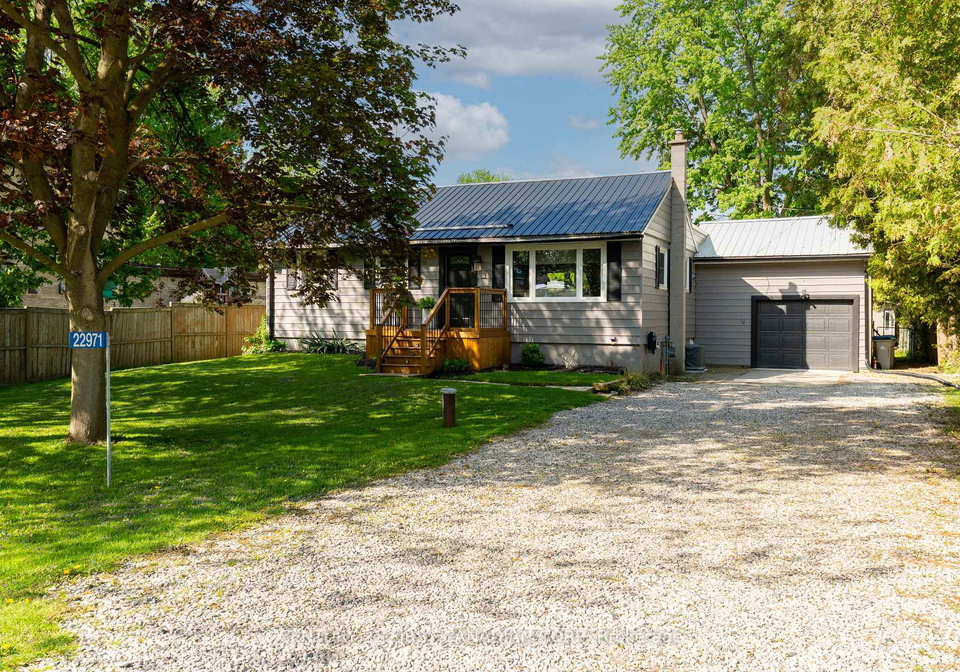 22971-highbury-avenue-n-middlesex-centre-ontario-x12212986